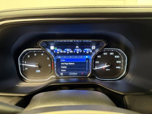 Used 2021 GMC Yukon XL Denali image 18