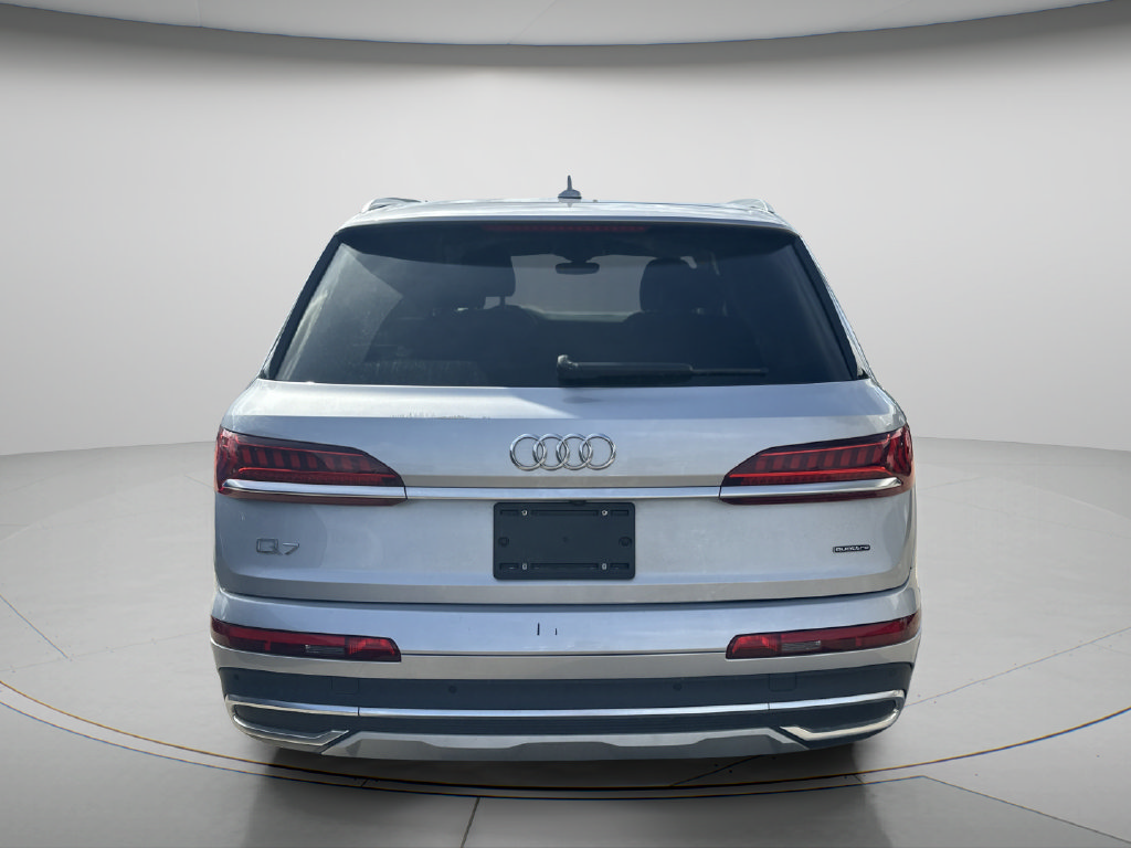 Used 2022 Audi Q7 3.0T Premium Plus w/ Premium Plus Package AWD/4WD image 6