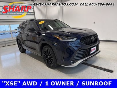 Used 2023 Toyota Highlander XSE