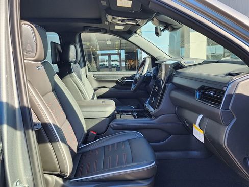 New 2026 GMC Yukon XL AT4 Ultimate image 47