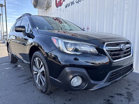 Used 2018 Subaru Outback 3.6R Limited image 35