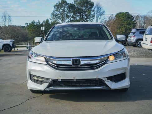 Used 2017 Honda Accord LX image 26