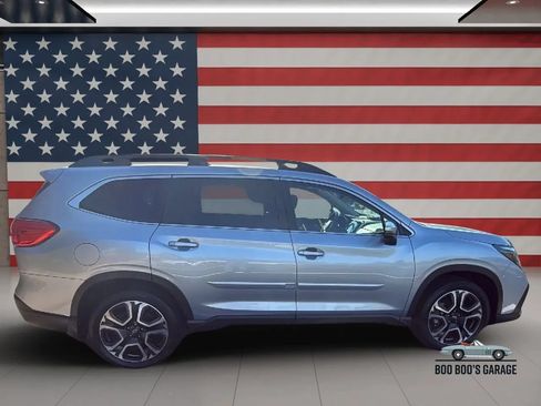 Used 2023 Subaru Ascent Limited w/ Technology Package AWD/4WD image 7