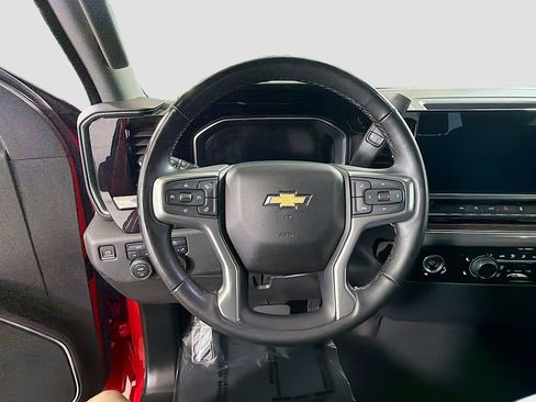 Used 2023 Chevrolet Silverado 1500 LT AWD/4WD image 13