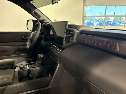 Used 2026 Toyota Sequoia TRD Pro AWD/4WD image 54