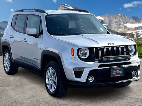 Used 2021 Jeep Renegade Latitude w/ Convenience Group AWD/4WD image 12