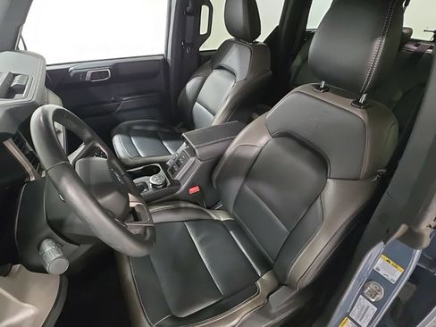 Used 2025 Ford Bronco Outer Banks AWD/4WD image 22