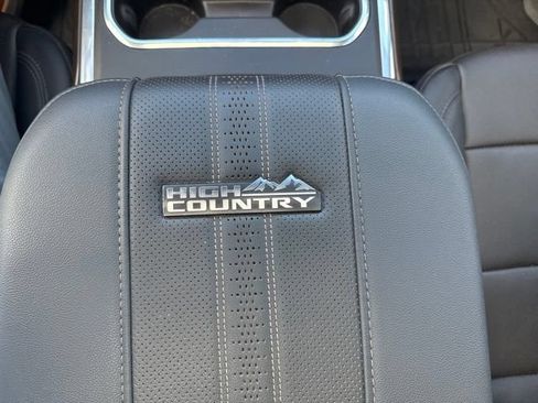 Used 2024 Chevrolet Silverado 2500 High Country w/ High Country Premium Package AWD/4WD image 35