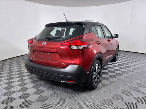 Used 2019 Nissan Kicks SV FWD image 17
