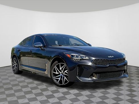 Used 2022 Kia Stinger GT-Line RWD image 3
