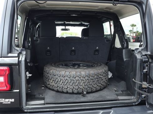 Used 2020 Jeep Wrangler Unlimited Sport AWD/4WD image 10