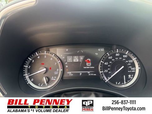 Used 2021 Toyota Highlander Limited image 26