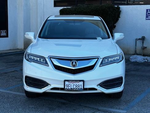 Used 2018 Acura RDX FWD image 2