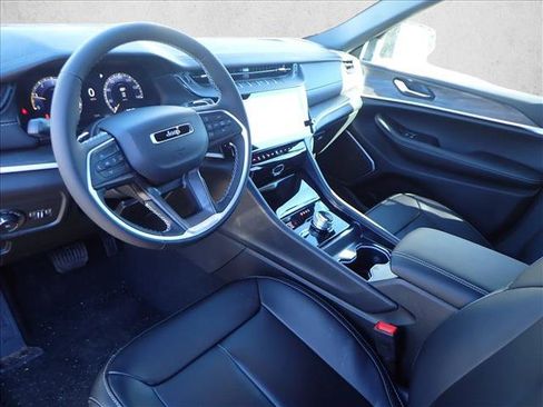 New 2026 Jeep Grand Cherokee Limited image 12