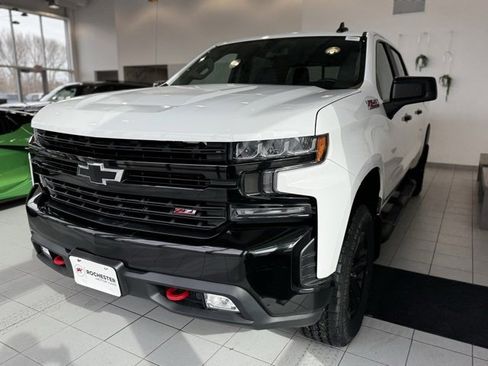 Used 2020 Chevrolet Silverado 1500 LT Trail Boss image 32