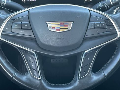 Used 2019 Cadillac XT5 Premium Luxury w/ LPO, Black Ice Package image 10