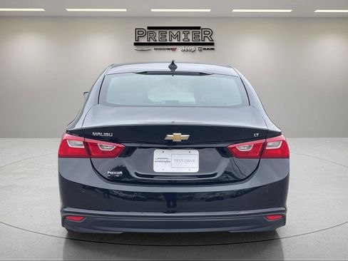 Used 2025 Chevrolet Malibu LT FWD image 6