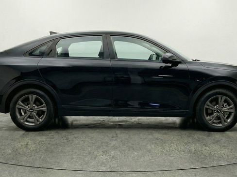 Used 2025 Kia K4 LXS image 11