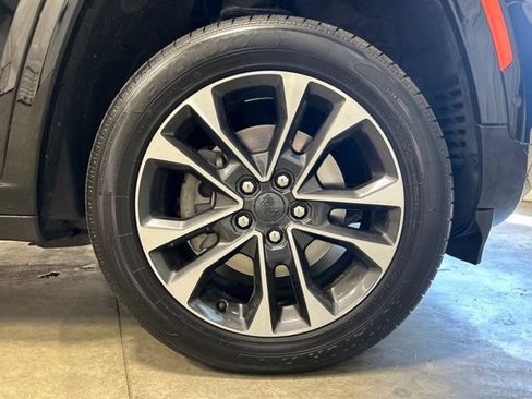 Used 2023 Jeep Grand Cherokee L Overland AWD/4WD image 11