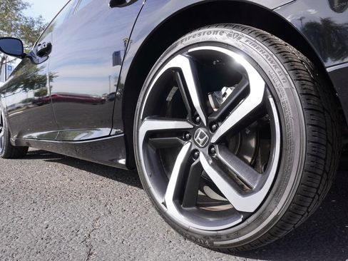 Used 2021 Honda Accord Sport image 6