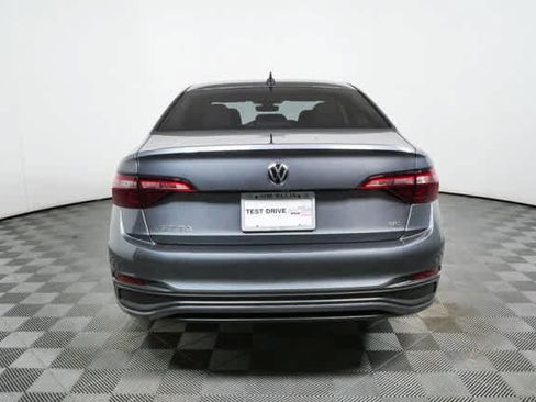 Used 2024 Volkswagen Jetta SE FWD image 27