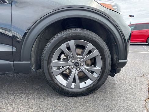Used 2023 Ford Explorer XLT w/ Equipment Group 202A AWD/4WD image 41