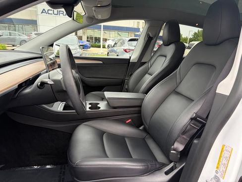 Used 2023 Tesla Model Y Long Range AWD/4WD image 9