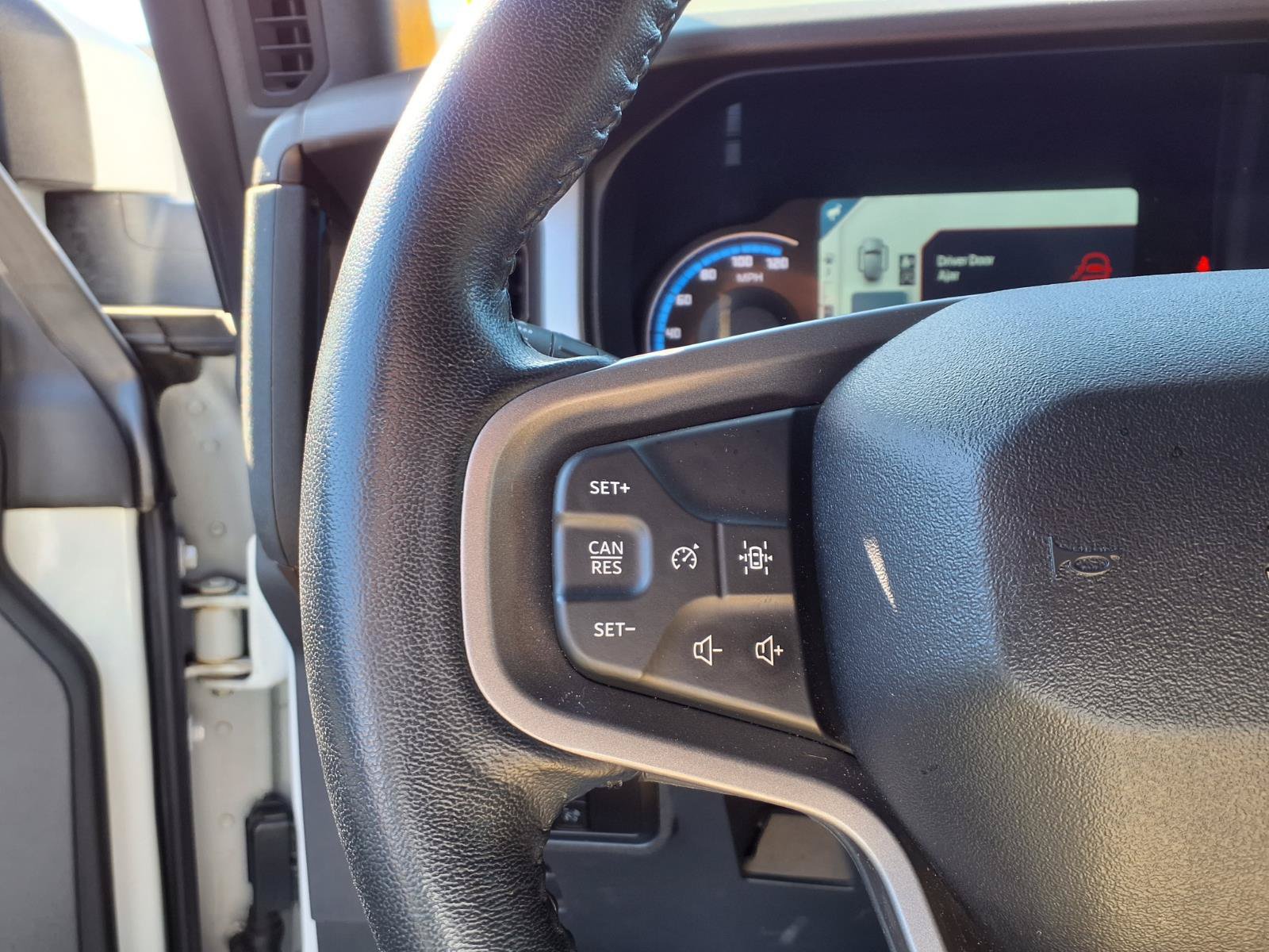 Used 2023 Ford Bronco Outer Banks AWD/4WD image 8