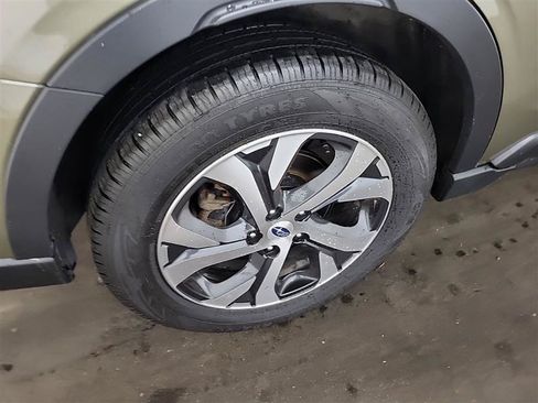 Used 2022 Subaru Outback Touring XT AWD/4WD image 9