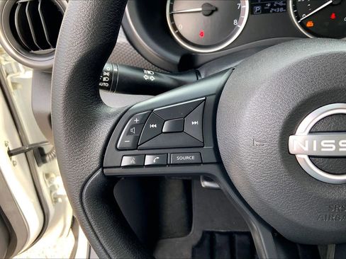 Used 2025 Nissan Kicks Play S image 20