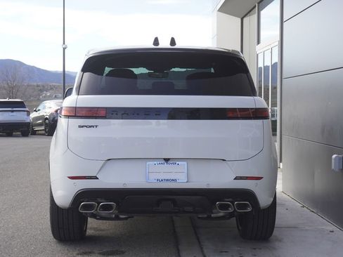 New 2025 Land Rover Range Rover Sport Autobiography image 6