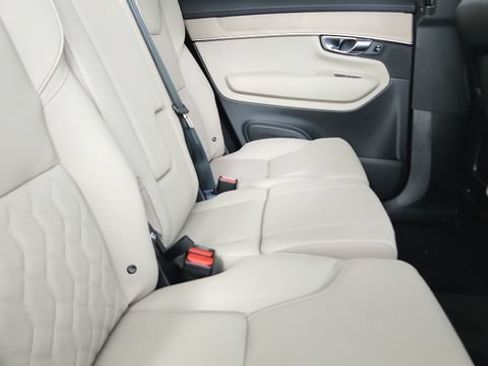 Certified 2026 Volvo XC90 B6 Plus w/ Protection Package Premier AWD/4WD image 36