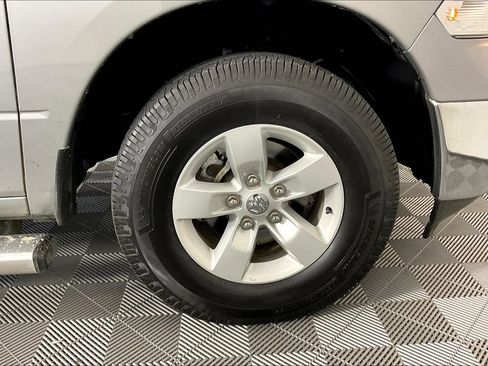 Used 2022 RAM 1500 Classic SLT w/ Electronics Group AWD/4WD image 10