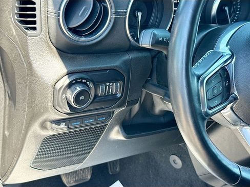 Used 2021 Jeep Wrangler Unlimited Sahara w/ Cold Weather Group AWD/4WD image 11