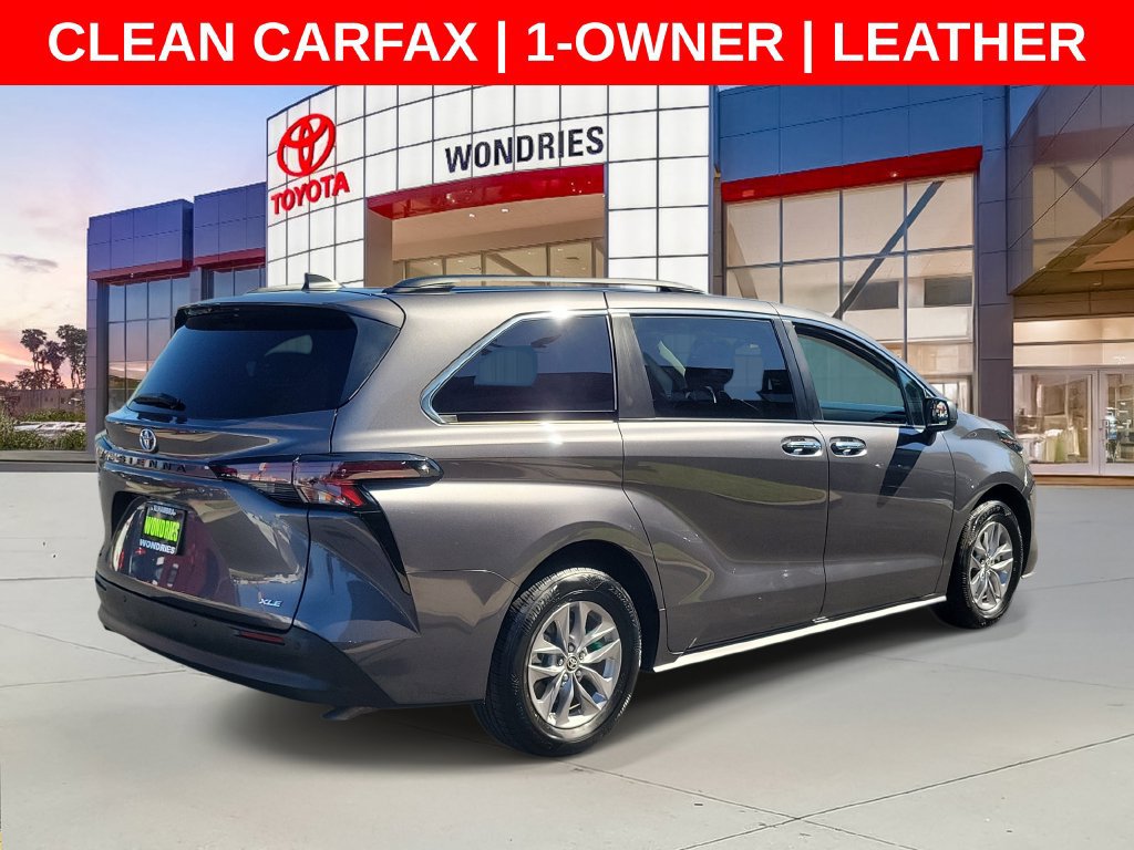 Used 2025 Toyota Sienna XLE FWD image 6