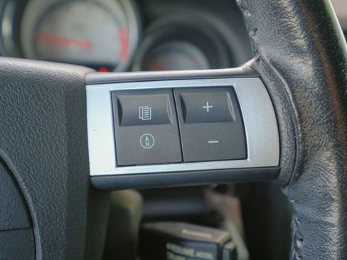 Used 2009 Dodge Challenger R/T image 32