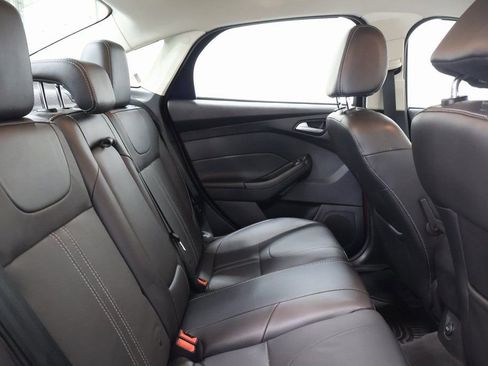 Used 2014 Ford Focus SE w/ Equipment Group 201A image 24