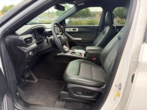 Used 2022 Ford Explorer Timberline w/ Timberline Technology Package AWD/4WD image 10