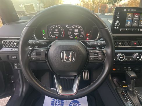 Used 2022 Honda Civic Sport Touring image 13