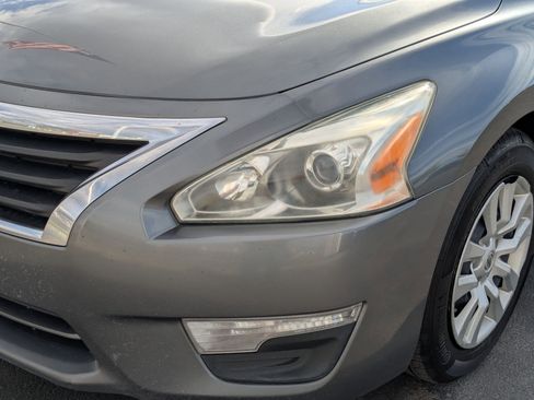 Used 2014 Nissan Altima 2.5 S FWD image 12