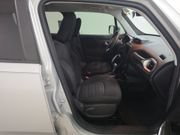 Used 2021 Jeep Renegade Latitude FWD image 8