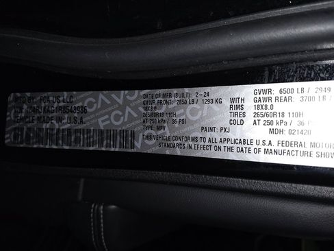 Used 2024 Jeep Grand Cherokee L Laredo image 33