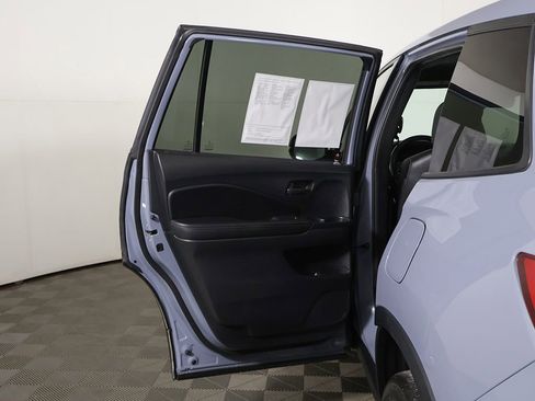 Used 2025 Honda Passport EX-L image 21