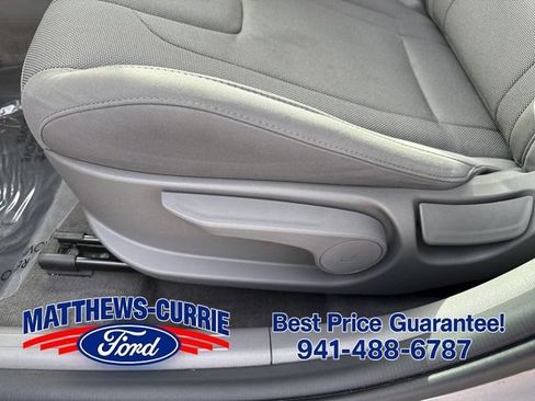 Used 2021 Hyundai Elantra SE w/ Cargo Package FWD image 10