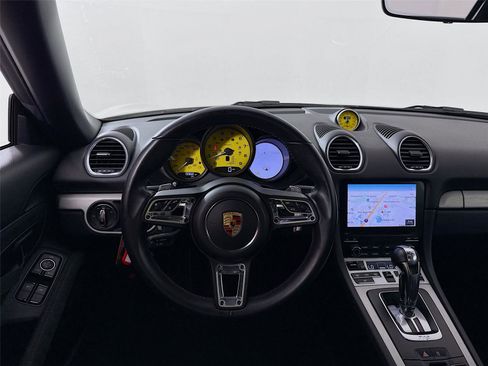 Used 2021 Porsche 718 Boxster Spyder w/ Light Design Package image 19