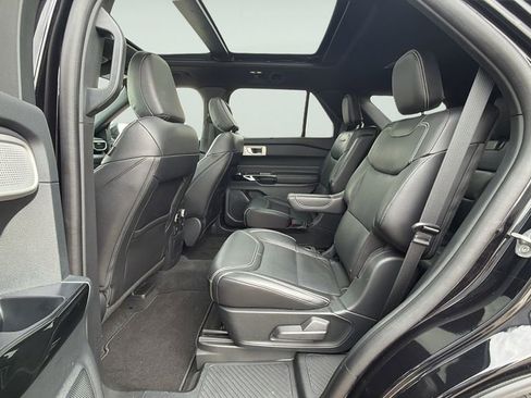 Used 2023 Ford Explorer ST w/ Equipment Group 401A image 23