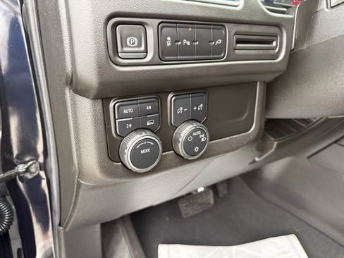 Used 2021 Chevrolet Tahoe LT w/ Rear Media and Nav Package image 22