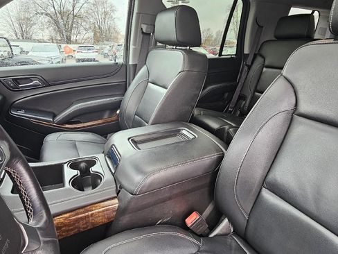 Used 2018 Chevrolet Tahoe LT w/ Luxury Package image 11
