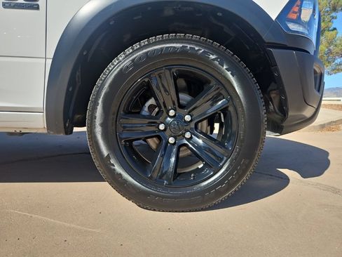 Used 2024 RAM 1500 Warlock RWD image 10