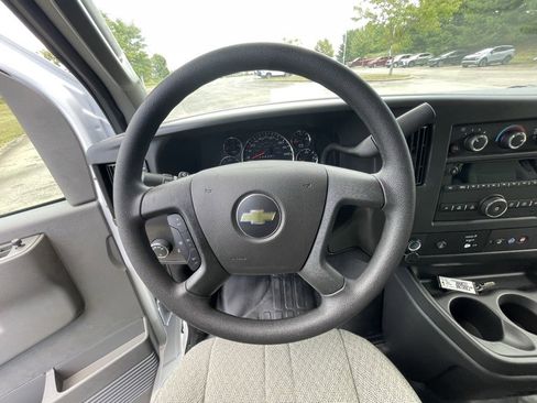 New 2025 Chevrolet Express 2500 w/ Driver Convenience Package image 28